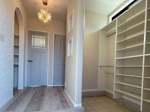 玄関シューズクローゼット